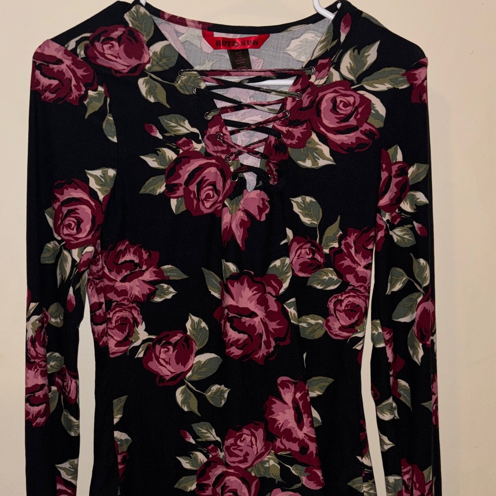 Hot Kiss Black With Pink Roses, Long Sleeve Top, size L